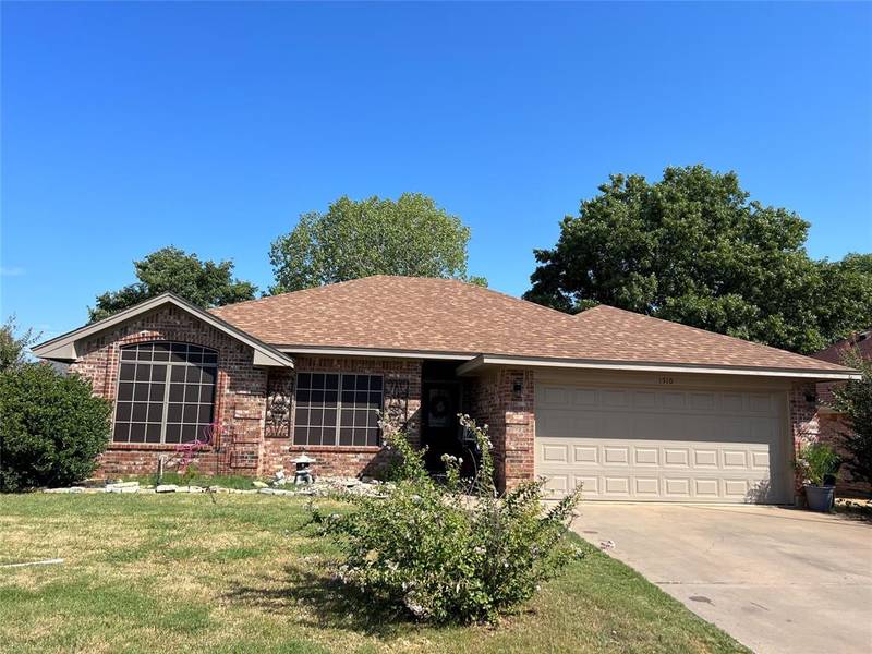 1510 Hayloft Lane, Granbury, TX 76048