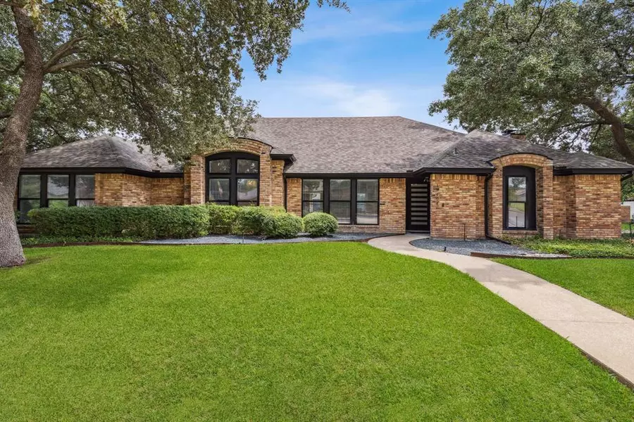 18404 Voss Road, Dallas, TX 75287