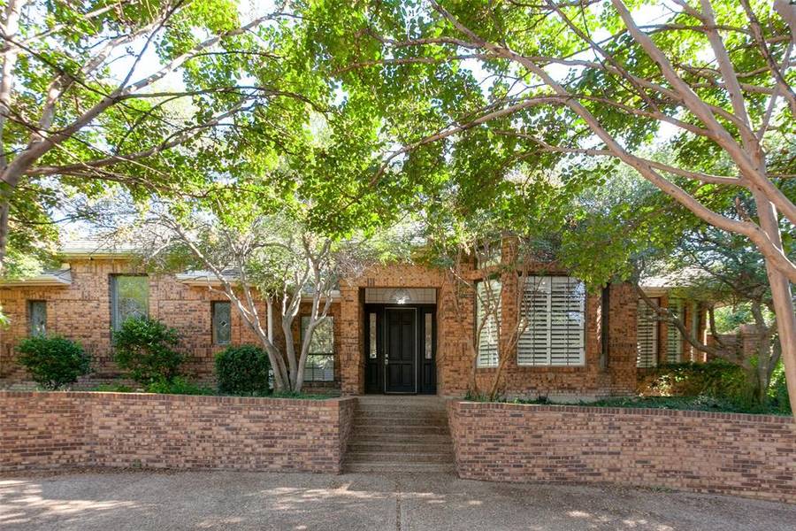 5612 Plumtree Drive, Dallas, TX 75252