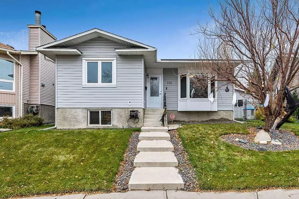 Calgary, AB T2Z 1M2,116 Mckerrell Close SE