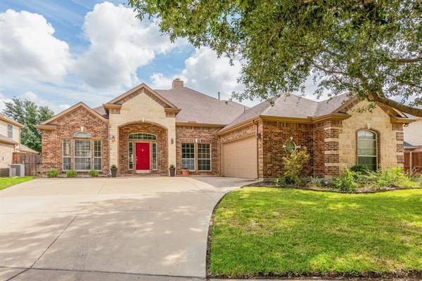 203 Bayonne Drive, Mansfield, TX 76063