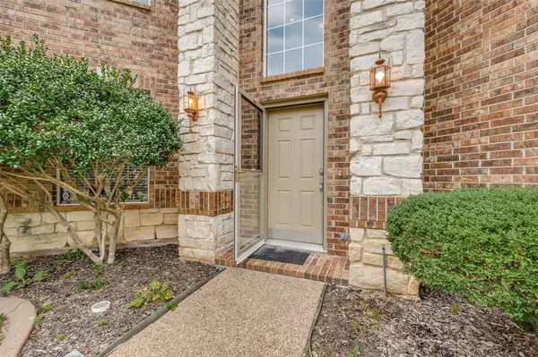 Euless, TX 76039,404 FOUNTAIN PARK Drive