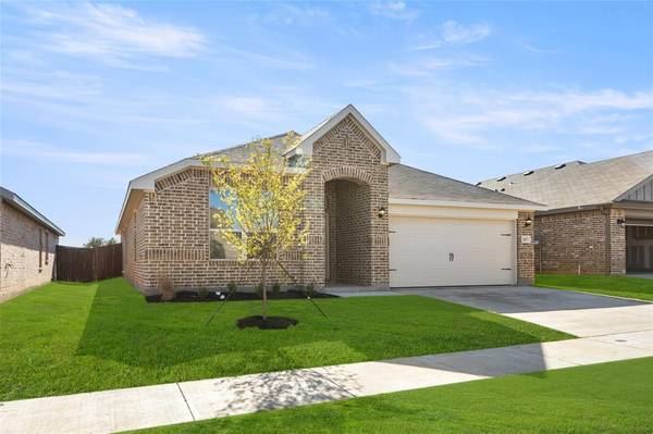 3437 Montego Bay Lane, Fort Worth, TX 76123