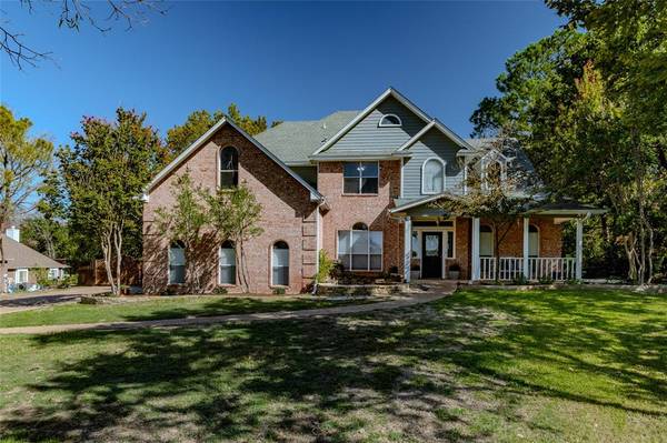 2724 Britt Drive, Argyle, TX 76226