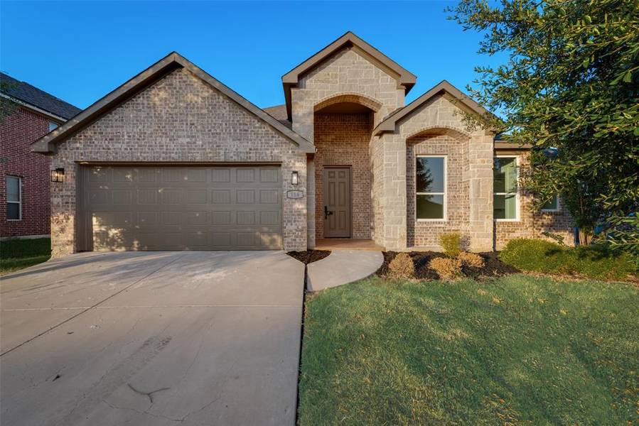 116 Rockhaven Drive, Alvarado, TX 76009