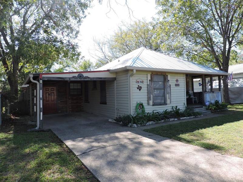 205 W Mount Vernon Street, Mabank, TX 75147