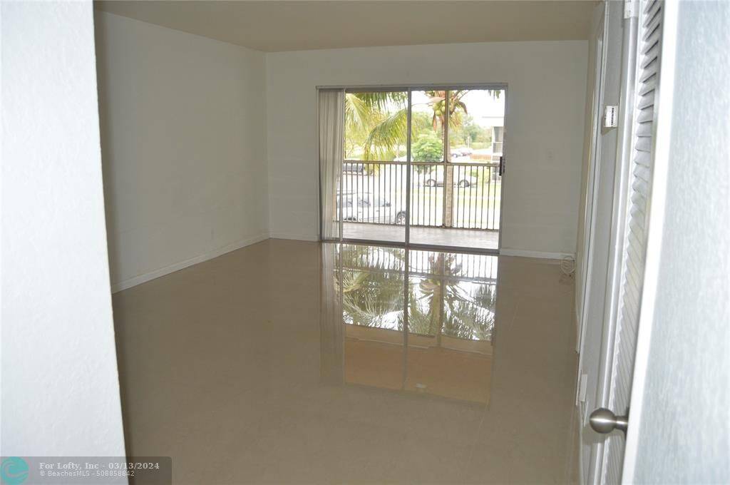 Deerfield Beach, FL 33441,770 SE 2nd Ave  #B209