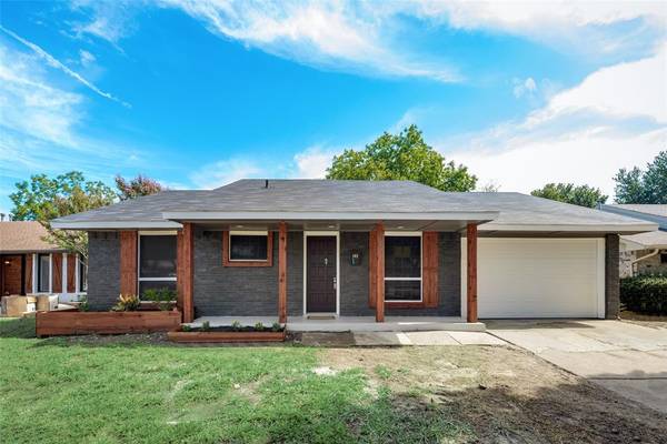 462 Wildbriar Drive, Garland, TX 75043