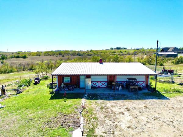 1333 Private Road 4011,  Decatur,  TX 76234