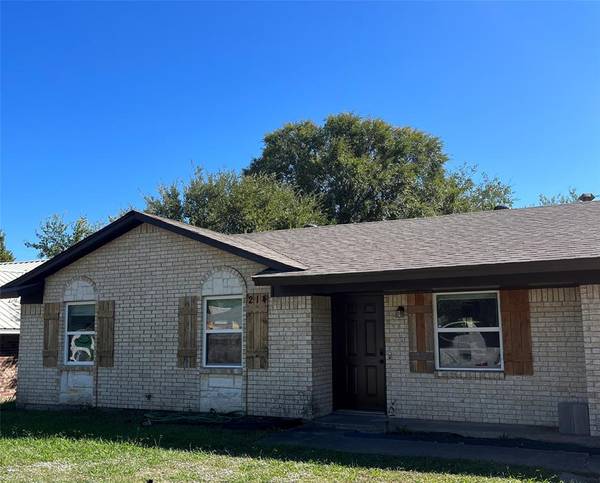 214 E Arkansas Street, Sherman, TX 75090