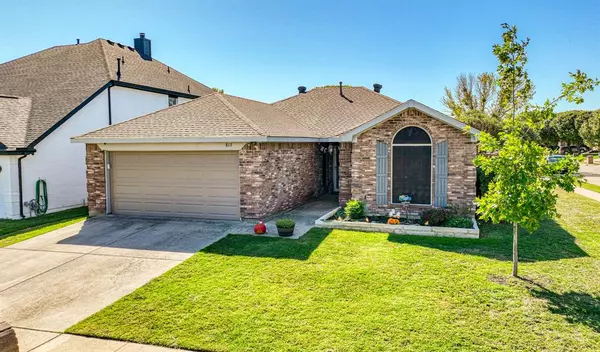 Saginaw, TX 76179,813 Bridle Trail