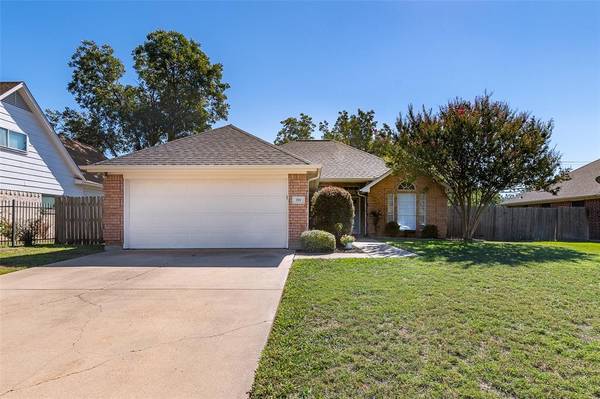 709 Irene Street, Burleson, TX 76028