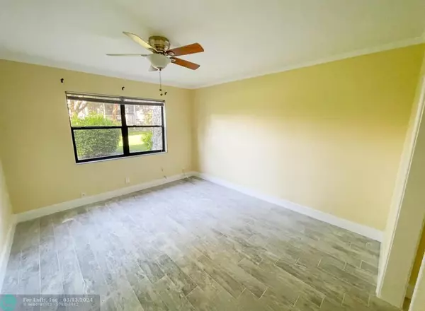 Oakland Park, FL 33309,3123 OAKLAND SHORES DR  #D106