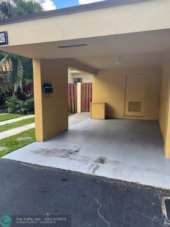 Plantation, FL 33324,8532 NW 9th Pl  #8532