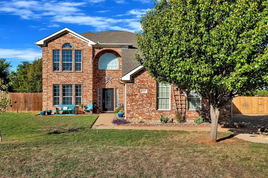 3207 Meandering Way, Granbury, TX 76049