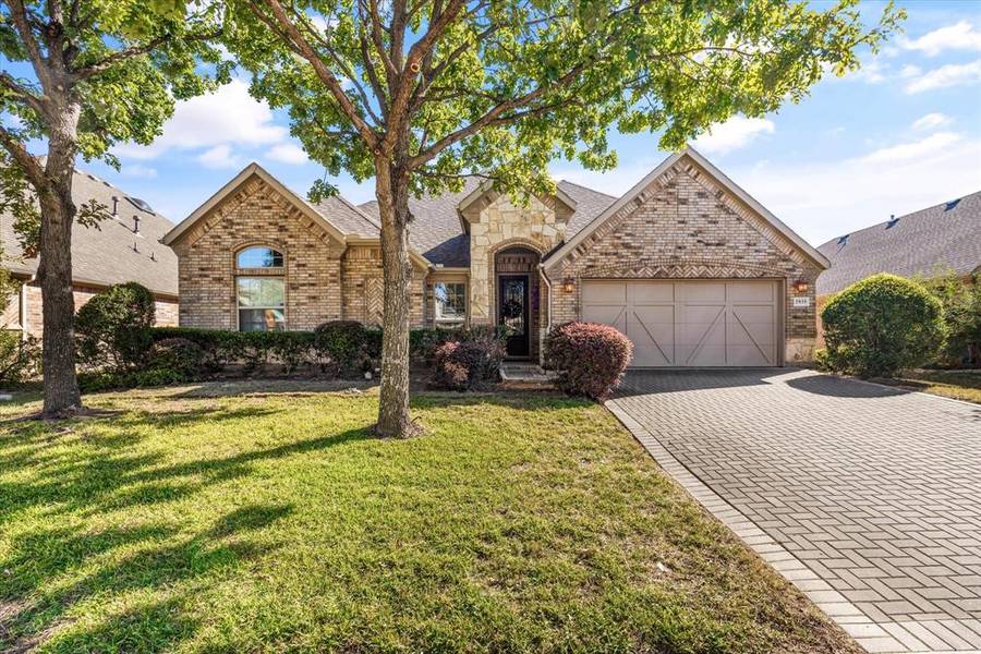 2935 La Roda, Grand Prairie, TX 75054