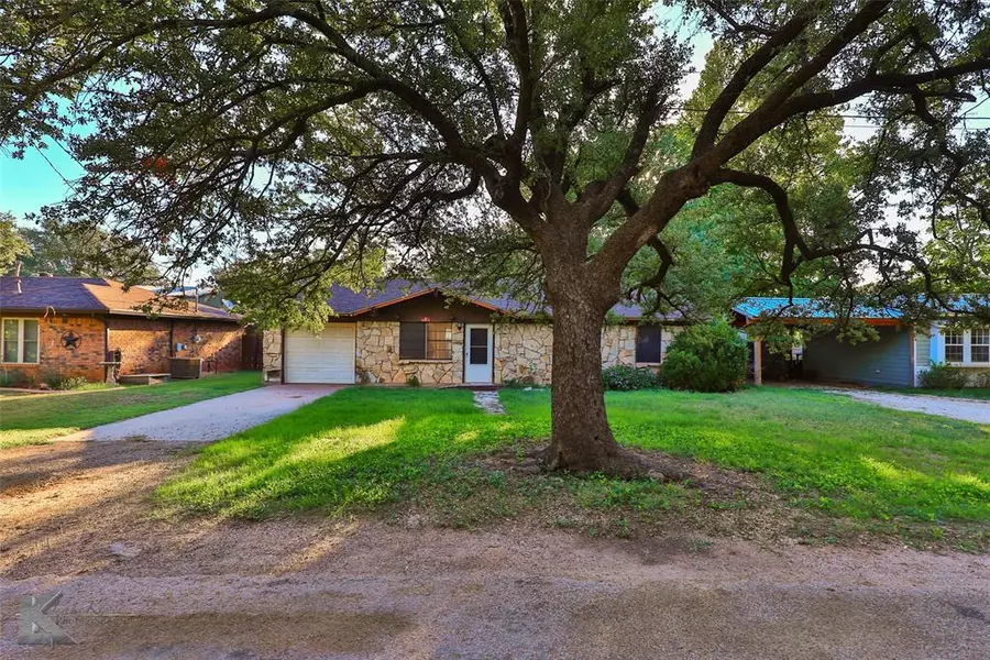 317 William Street, Buffalo Gap, TX 79508