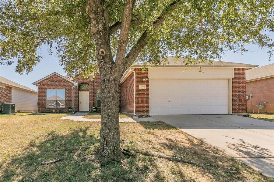 4304 Windmill Hill Circle, Corinth, TX 76208