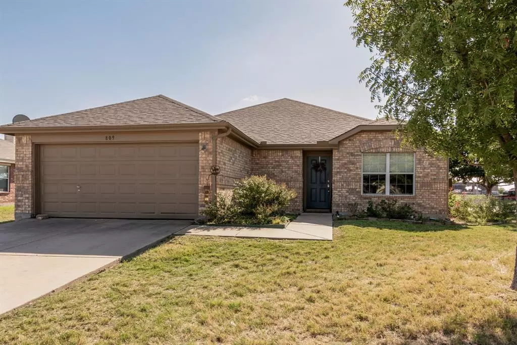 Burleson, TX 76028,809 Canyon Cove Drive