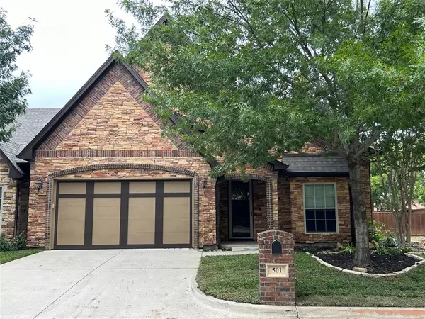 223 Wood Street #501, Grapevine, TX 76051