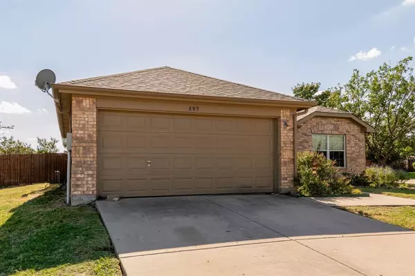 Burleson, TX 76028,809 Canyon Cove Drive