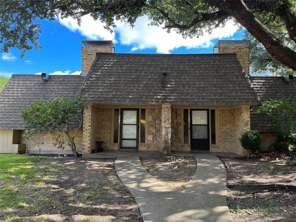 2212 Vanderbilt Court, Denton, TX 76201