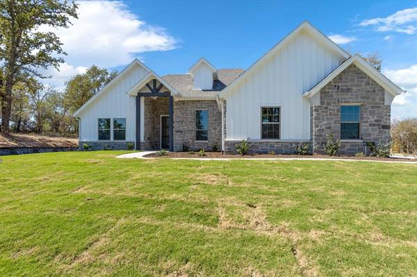 674 Winkler Way, Springtown, TX 76082