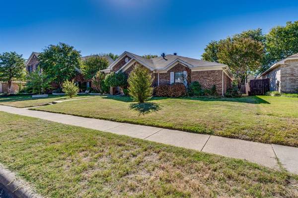 2205 Summit Drive, Mckinney, TX 75071