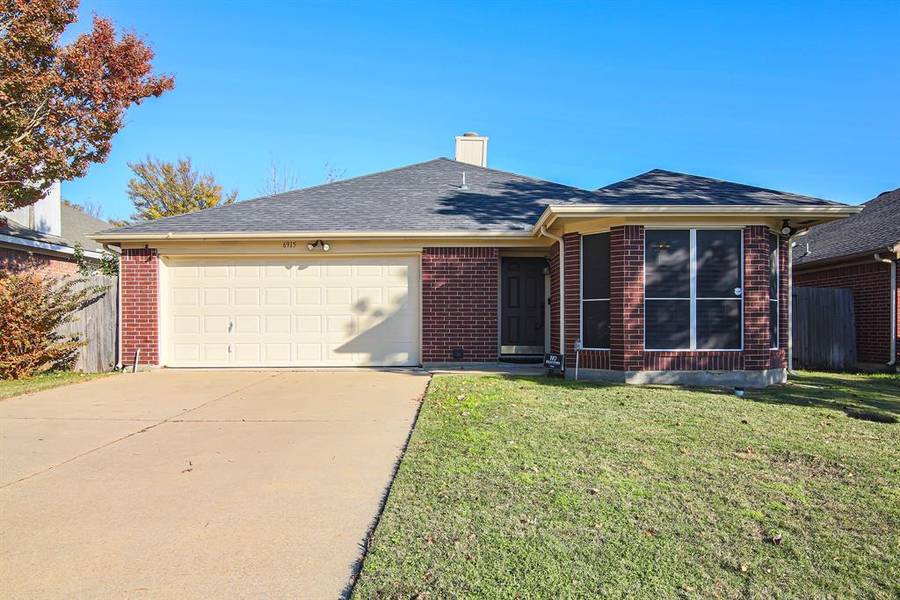 6915 Flaxford Trail, Arlington, TX 76001