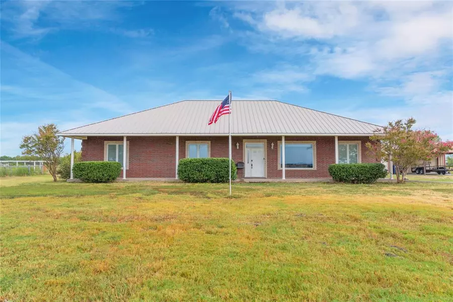 4008 Old Highway 6, Van Alstyne, TX 75495