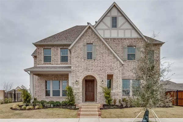 1701 Silver Marten Trail, Arlington, TX 76005