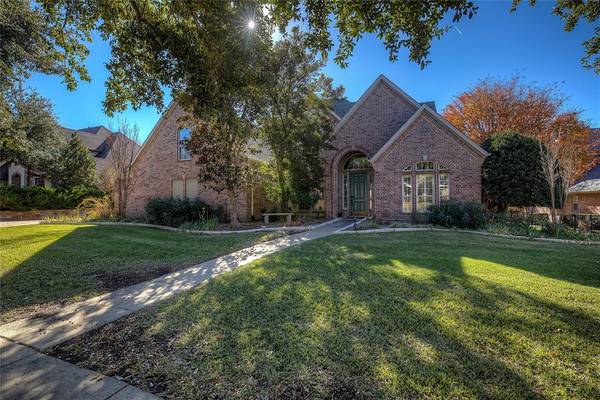 814 Country Club Drive, Heath, TX 75032