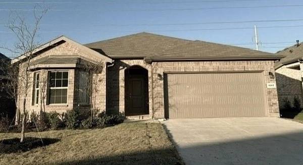 1045 SOUTHWARK Drive, Fort Worth, TX 76247