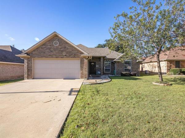 1408 Hyde Park Boulevard, Cleburne, TX 76033