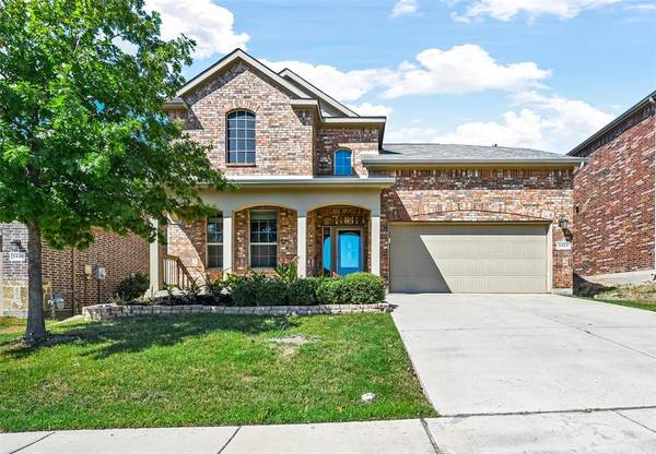 3453 Twin Pines Drive, Fort Worth, TX 76244