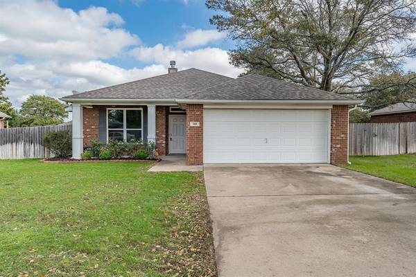 389 Asher Lane, Lindale, TX 75771