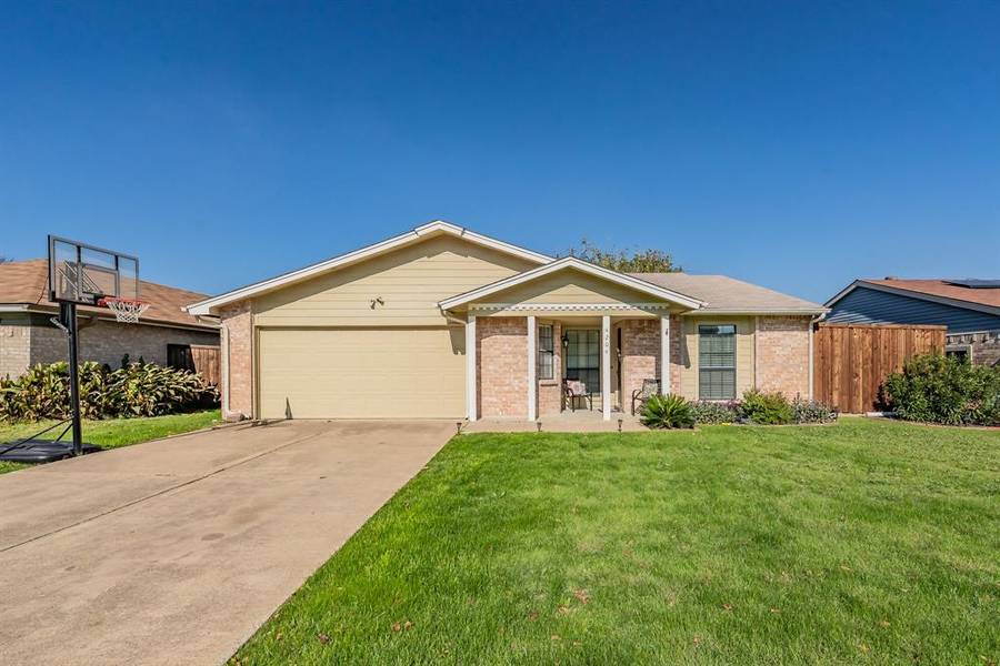 4204 Driscoll Drive, The Colony, TX 75056