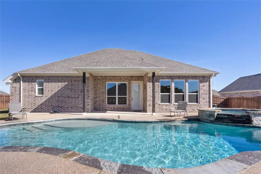 3020 Meandering Way, Granbury, TX 76049