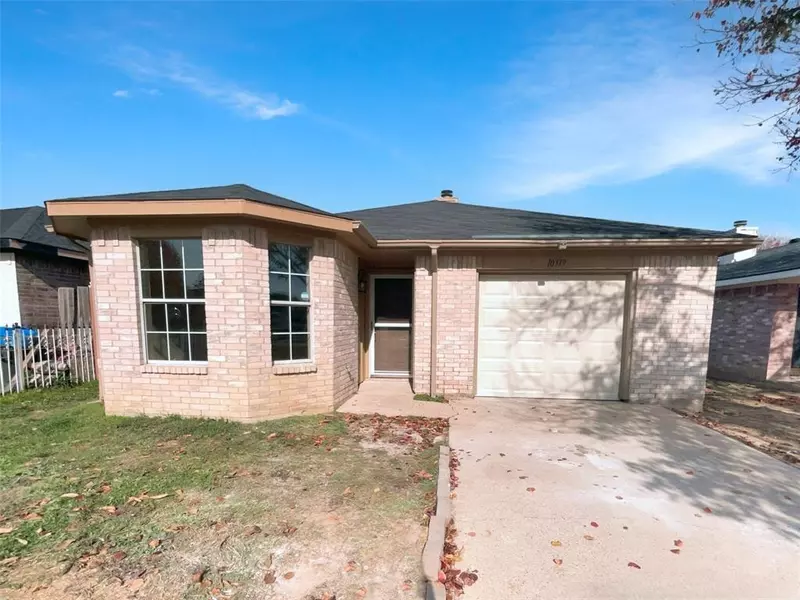 10319 Blackjack Oaks Drive, Dallas, TX 75227