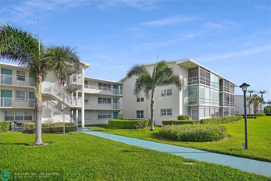 150 Horizons E  #111, Boynton Beach, FL 33435