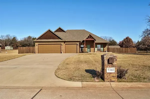 5380 Hunters Gap, Guthrie, OK 73044