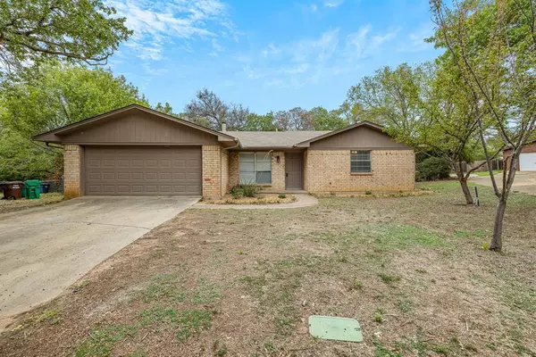 2712 Winchester Court, Denton, TX 76209