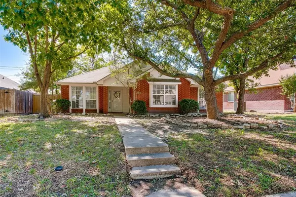 1112 Old Knoll Drive, Wylie, TX 75098