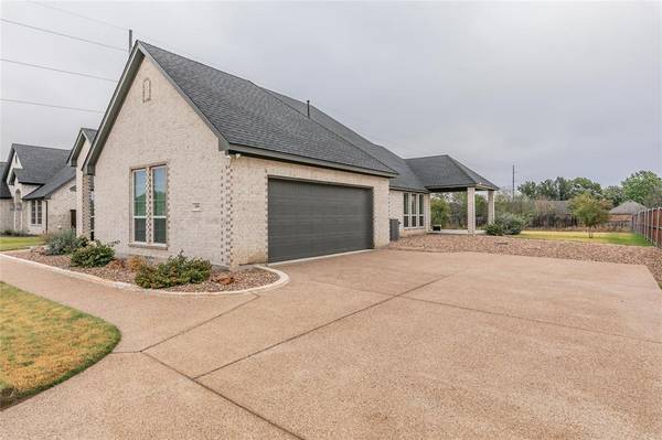 1009 Telford Trail, Crowley, TX 76036