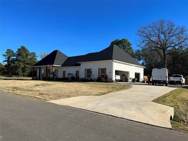 Keatchie, LA 71046,1019 Shady Oaks Drive