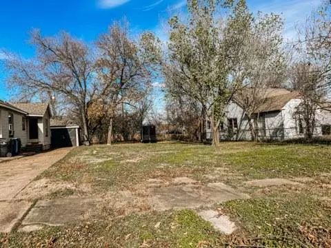 Denison, TX 75020,909 W Walker Street