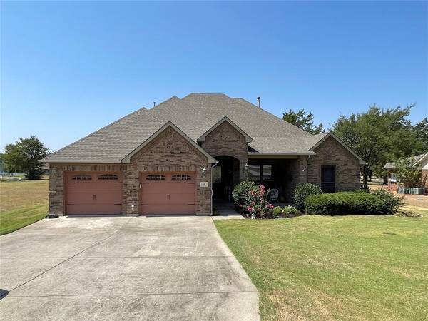 116 Pontiac Drive, Lake Kiowa, TX 76240