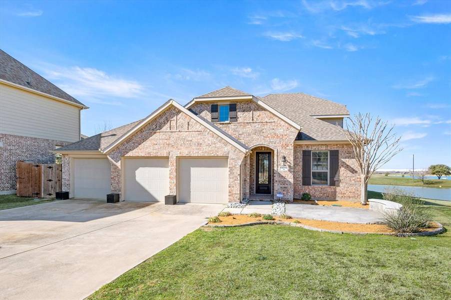 14713 Seventeen Lakes Boulevard, Fort Worth, TX 76262