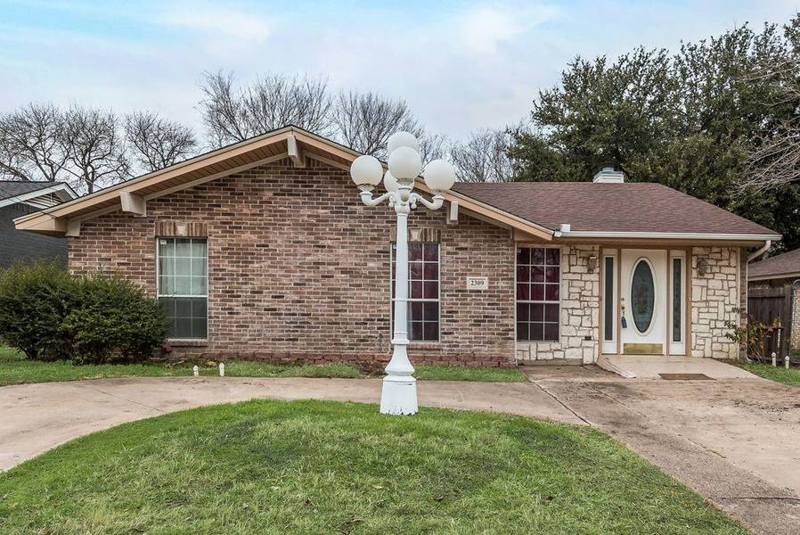 2309 Avenue A, Grand Prairie, TX 75051