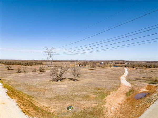 225 Rolling Hills Boulevard, Alvord, TX 76225